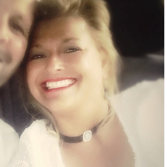 Meet your Posher, Chrissy - Picture 1 of 1